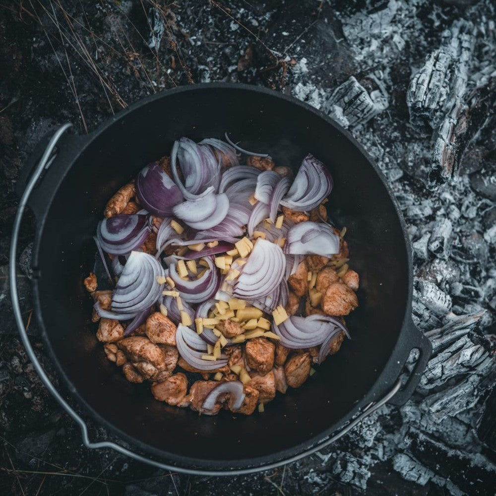 Petromax Cast Iron Dutch Oven with Flat Base