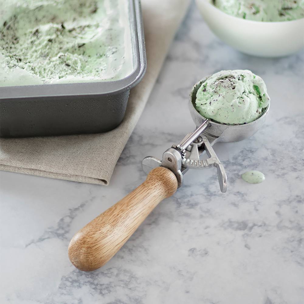 Classic Release Ice Cream Scoop