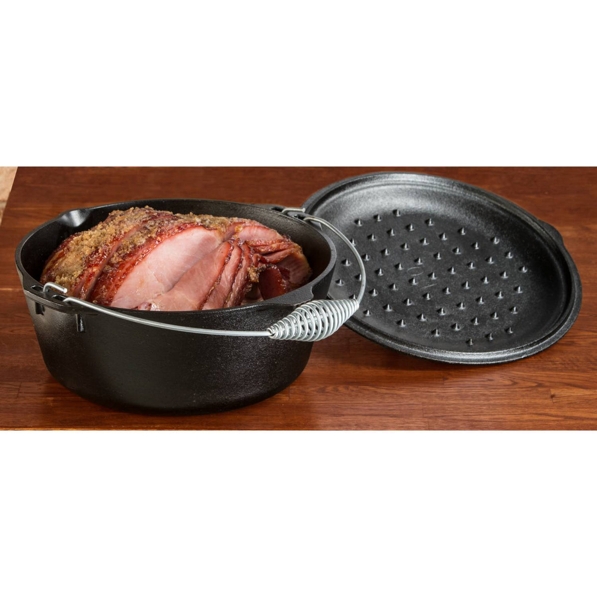 Lodge Logic Cast Iron Classic Dutch Ovens