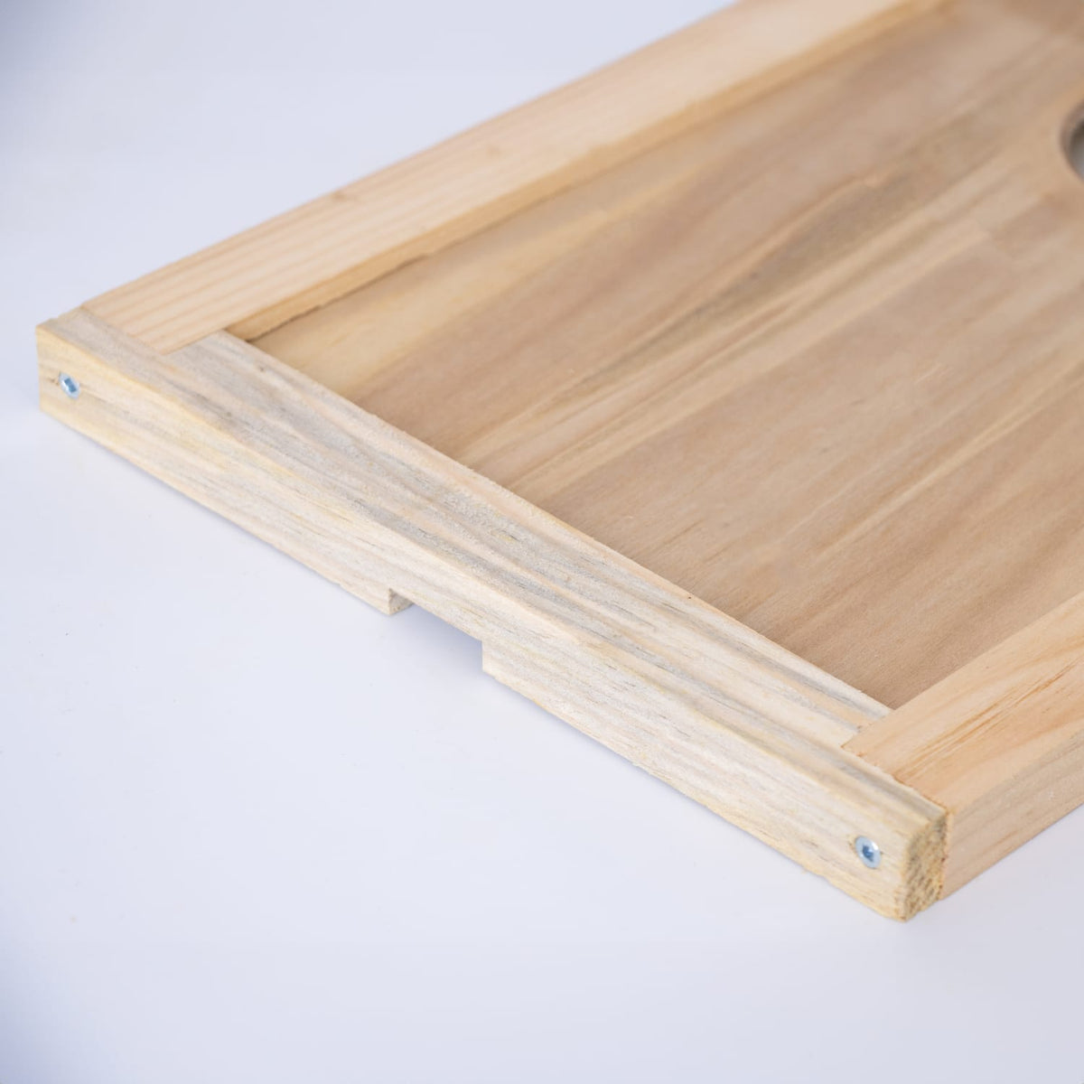 5-Frame Notched Inner Cover for Hive