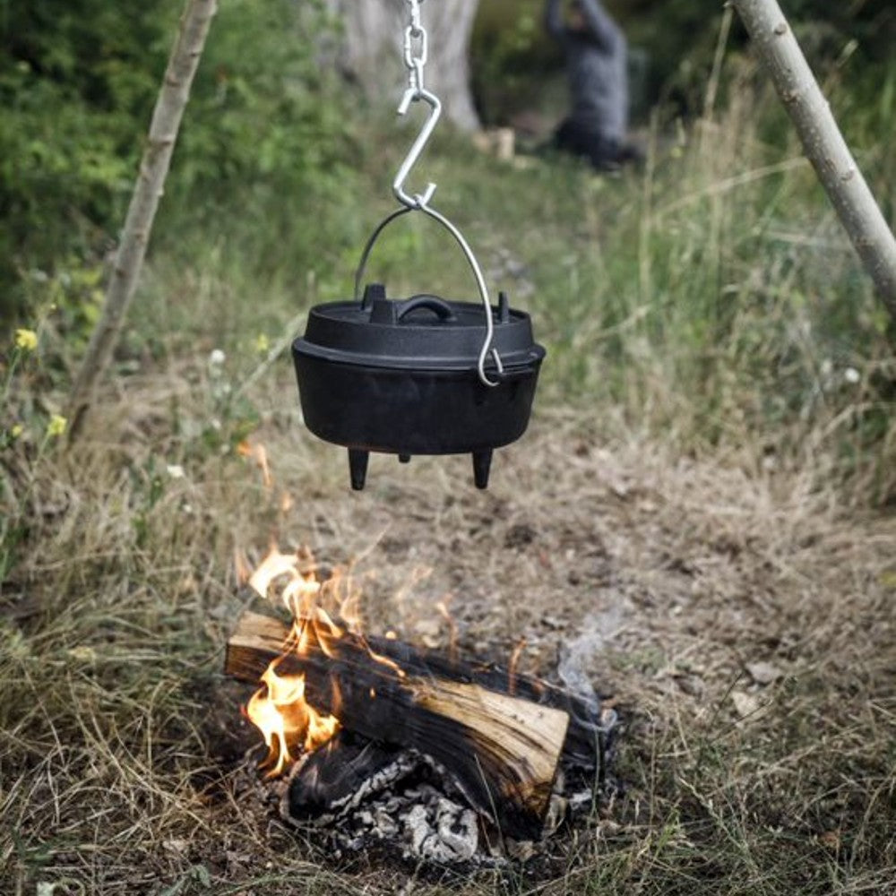 Petromax Cast Iron Dutch Oven with Legs