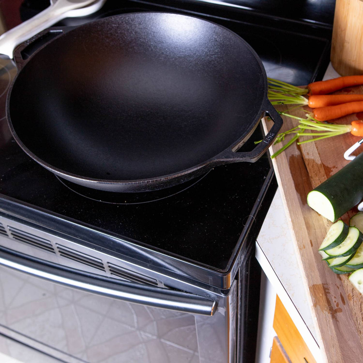 Lodge Cast Iron Wok with Wide Base