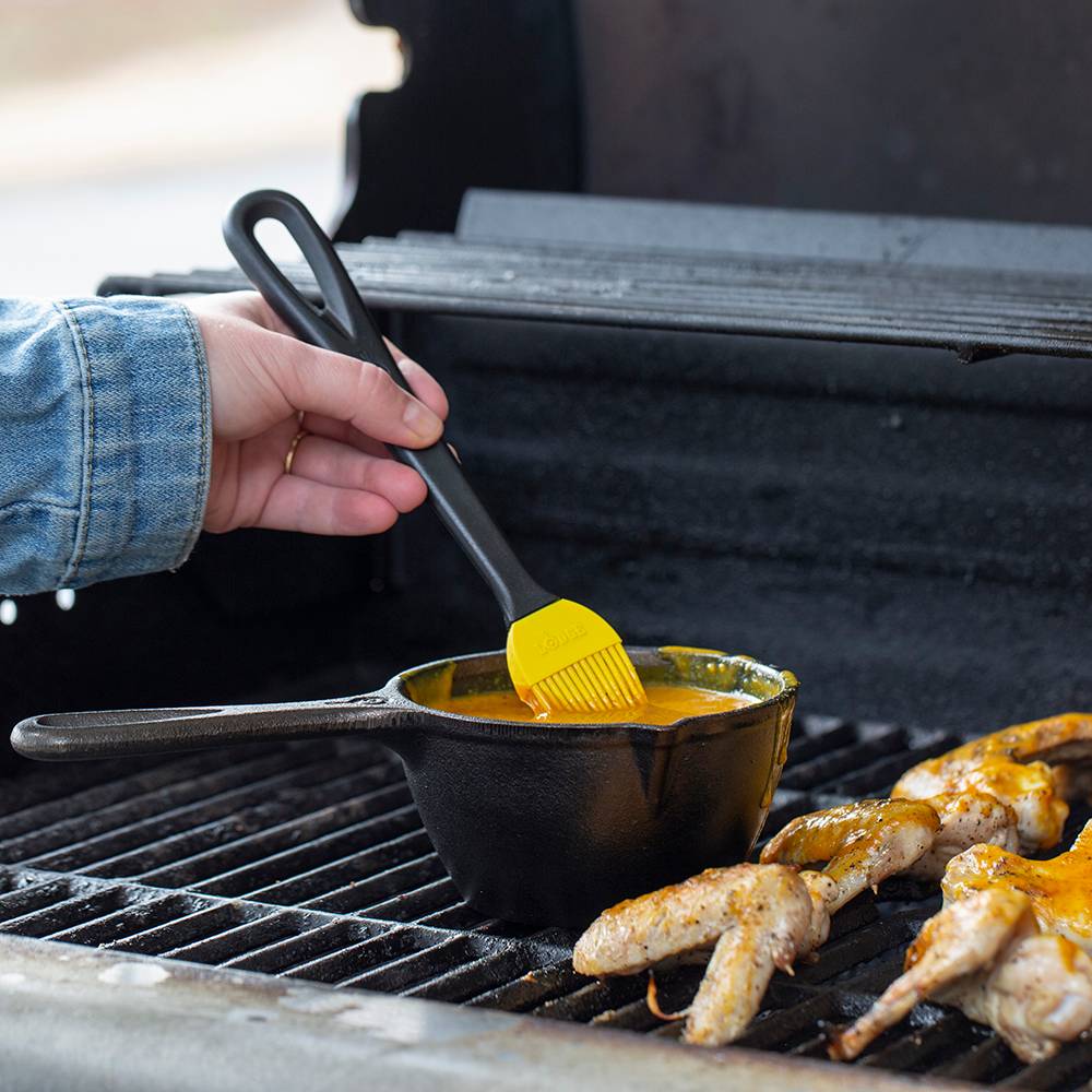Lodge Cast Iron Melting Pot with Brush