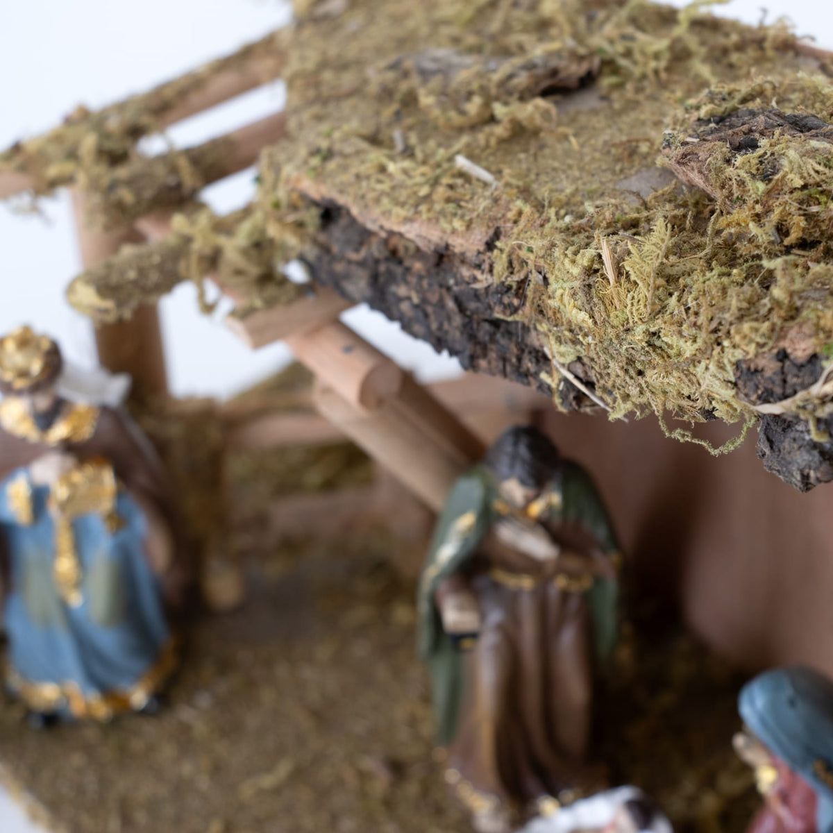 Tabletop Nativity with Moss-Covered Stable - Set of 9
