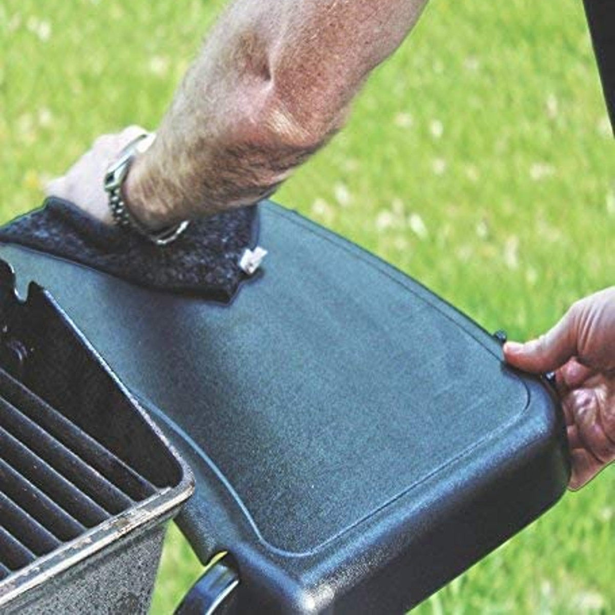 BBQ Grill Cleaner Oil