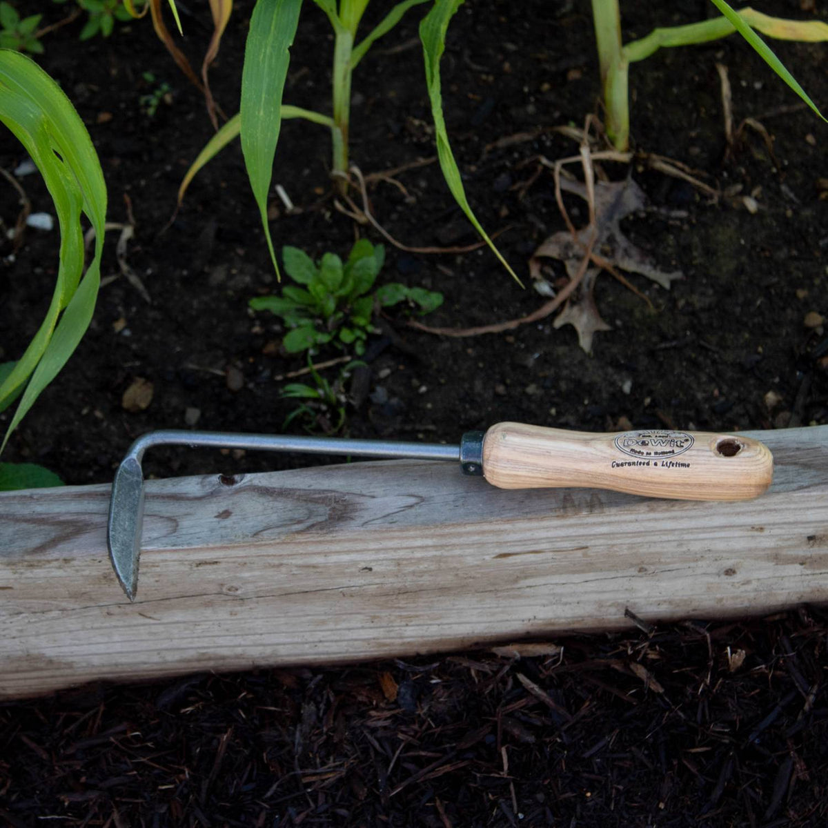 DeWit Cape Cod Hand Weeder with Short Handle