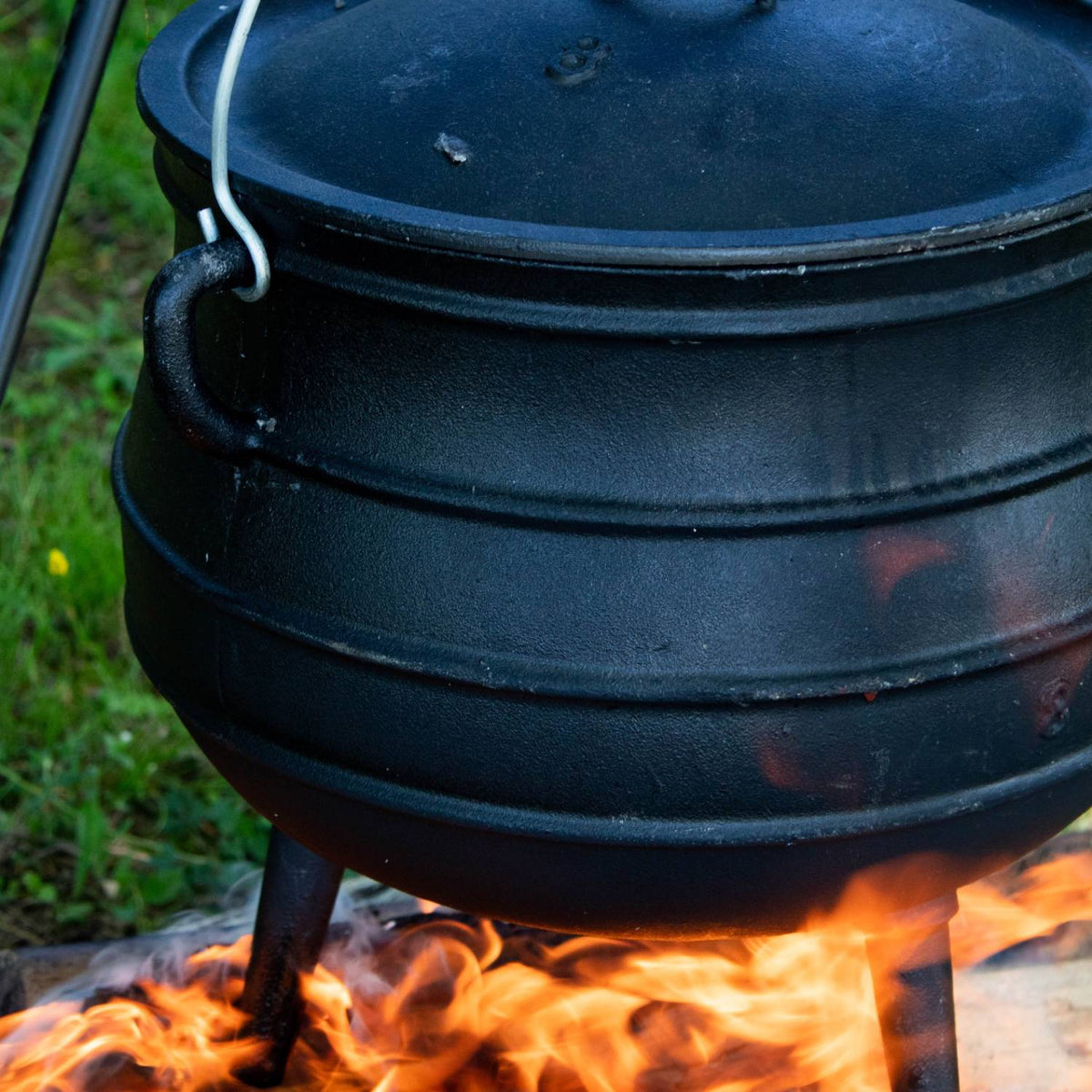 Lehman's Cast Iron Campfire Kettles