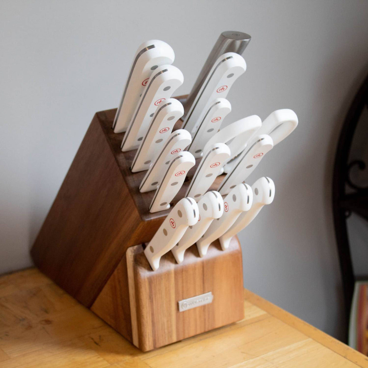 Wusthof Gourmet White Handle Knife Block Set - 16 Pieces