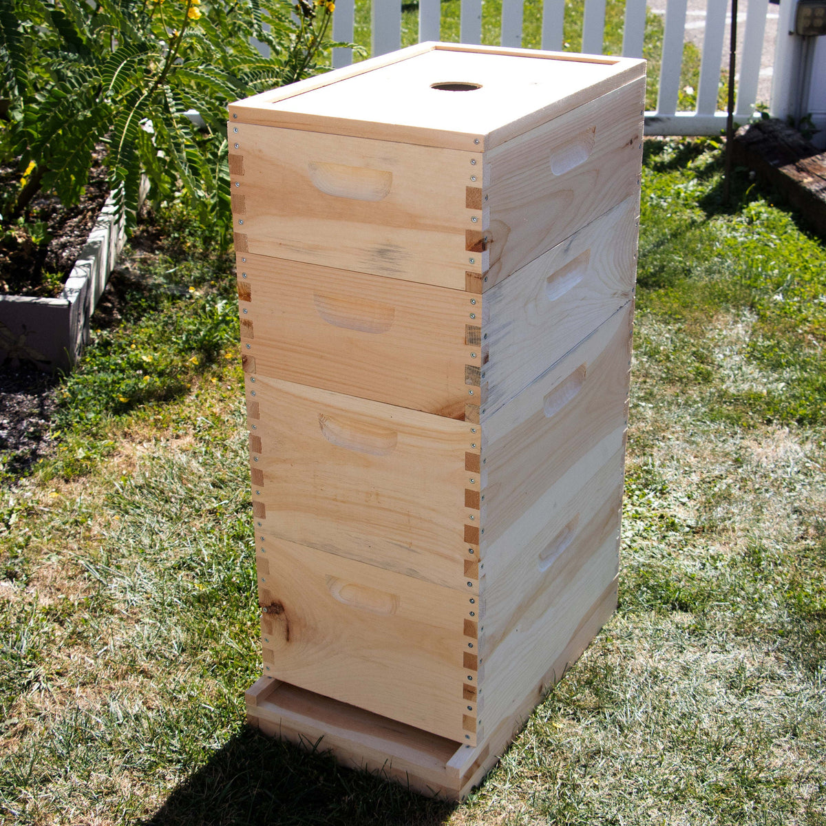 8-Frame Notched Inner Cover for Hive