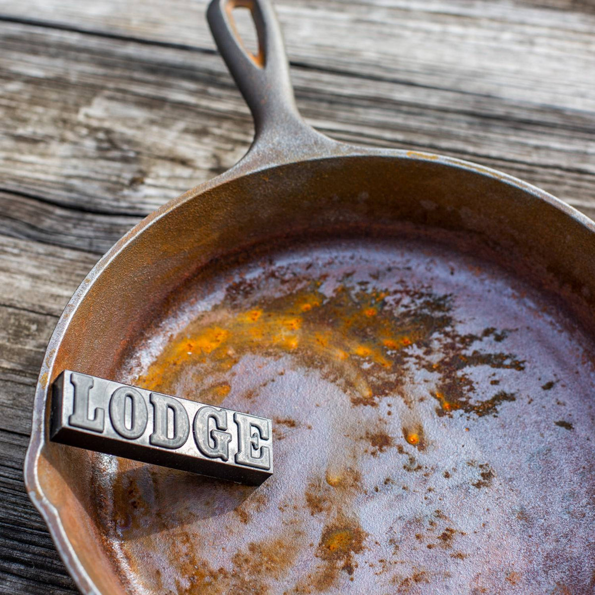 Lodge Rust Eraser