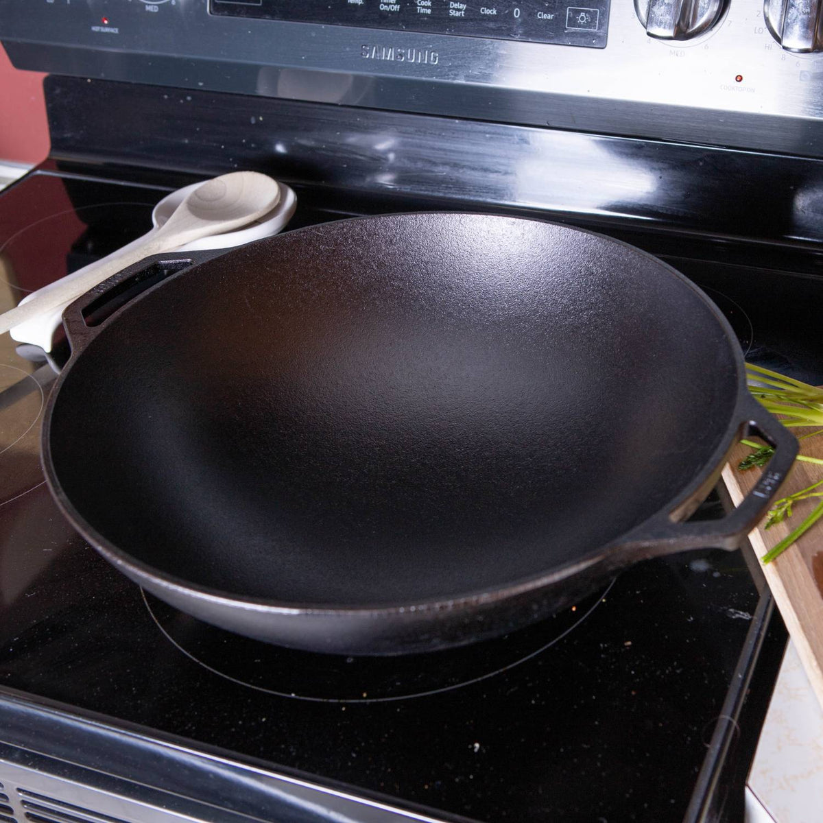 Lodge Cast Iron Wok with Wide Base