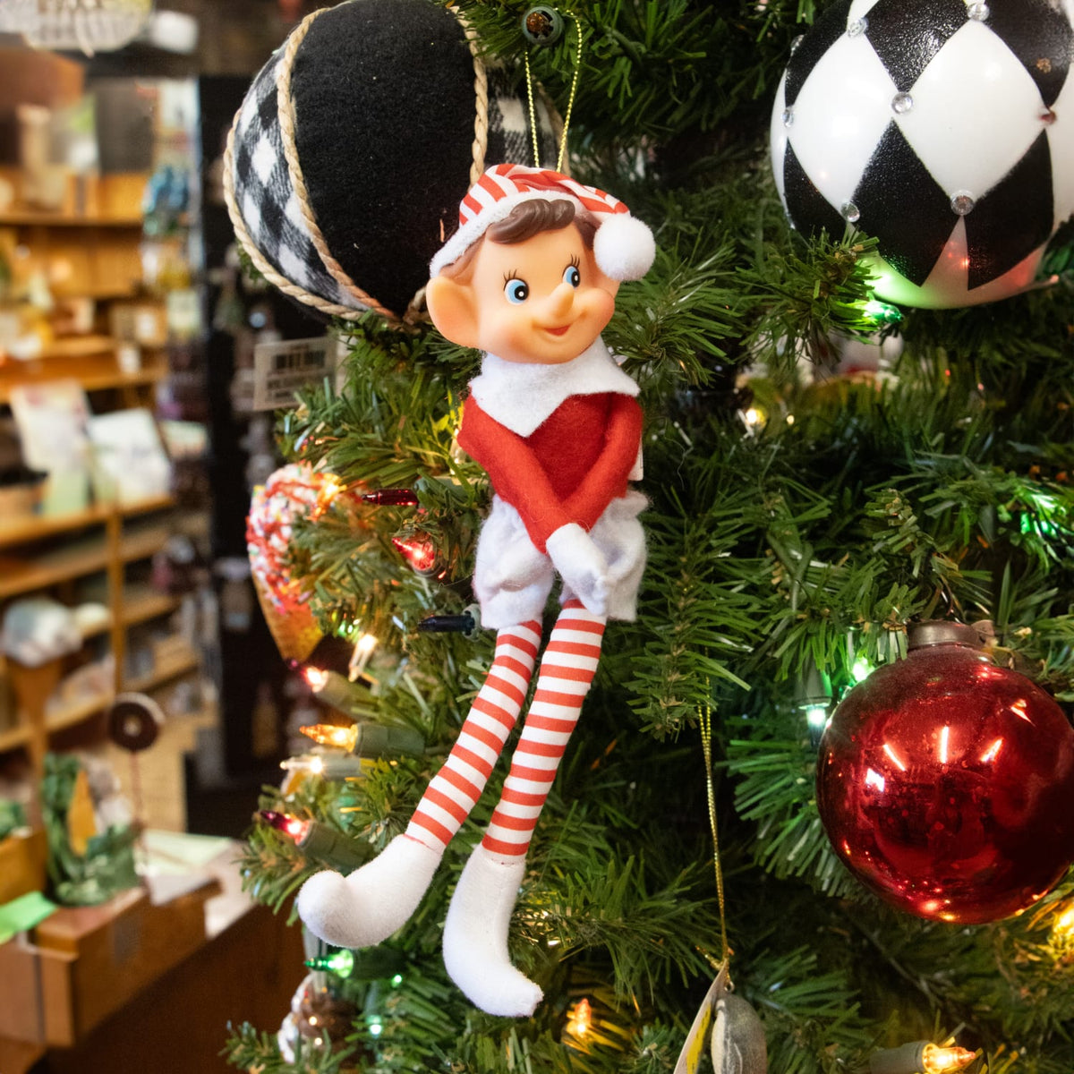 Retro Christmas Elf - Assorted (10")