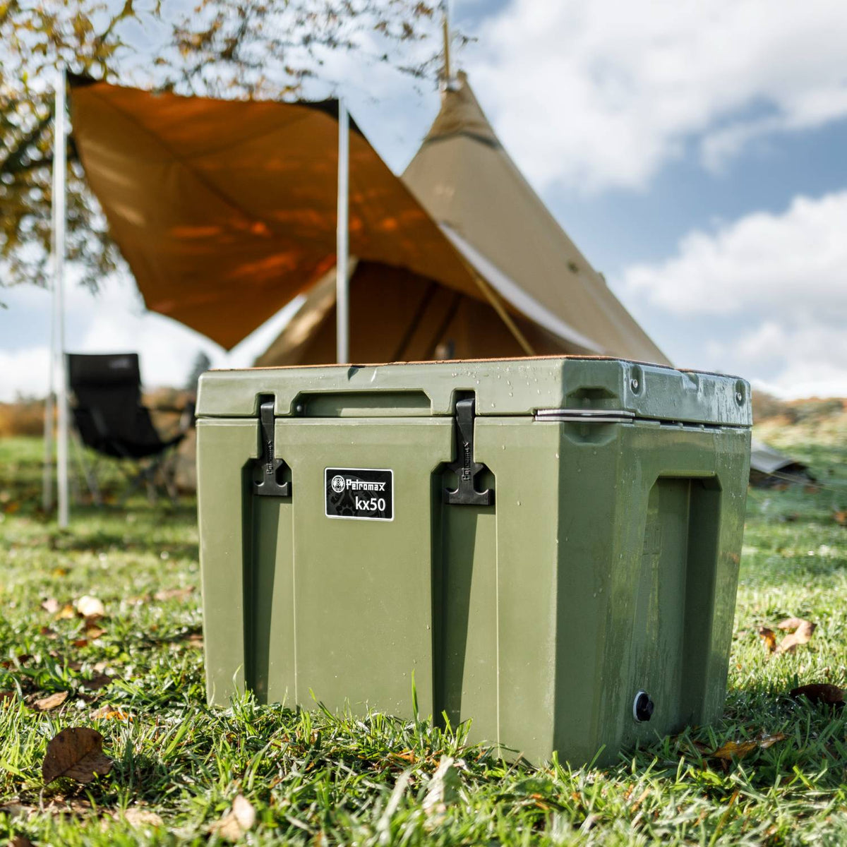 Petromax Cooler Box - 52.8 Qt (Olive)
