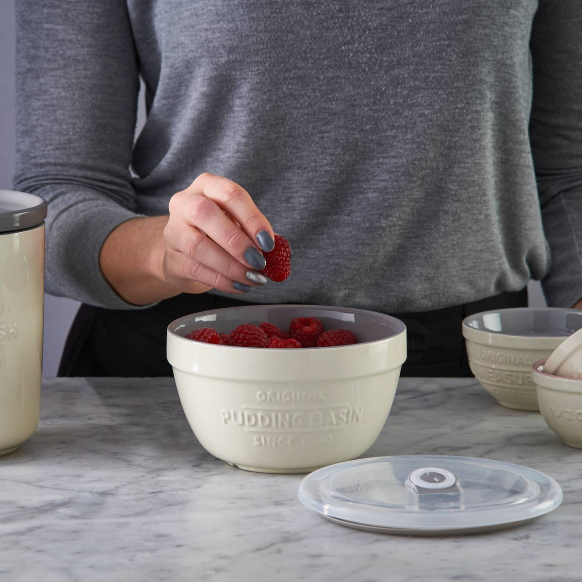 Mason Cash All-Purpose Bowl with Lid