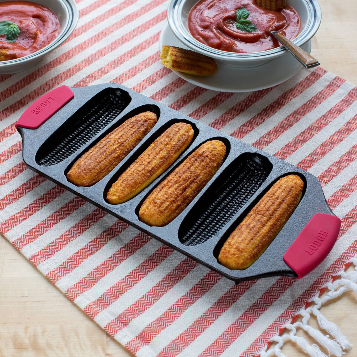 Lodge Cast Iron Cornstick Pan