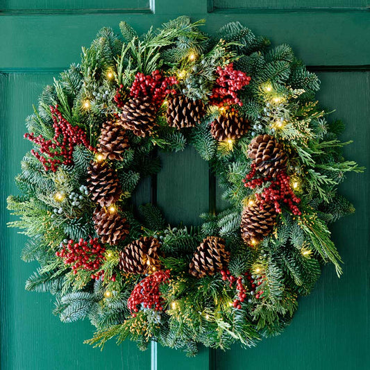 Pre-Lit Canella Berry & Cone Wreath