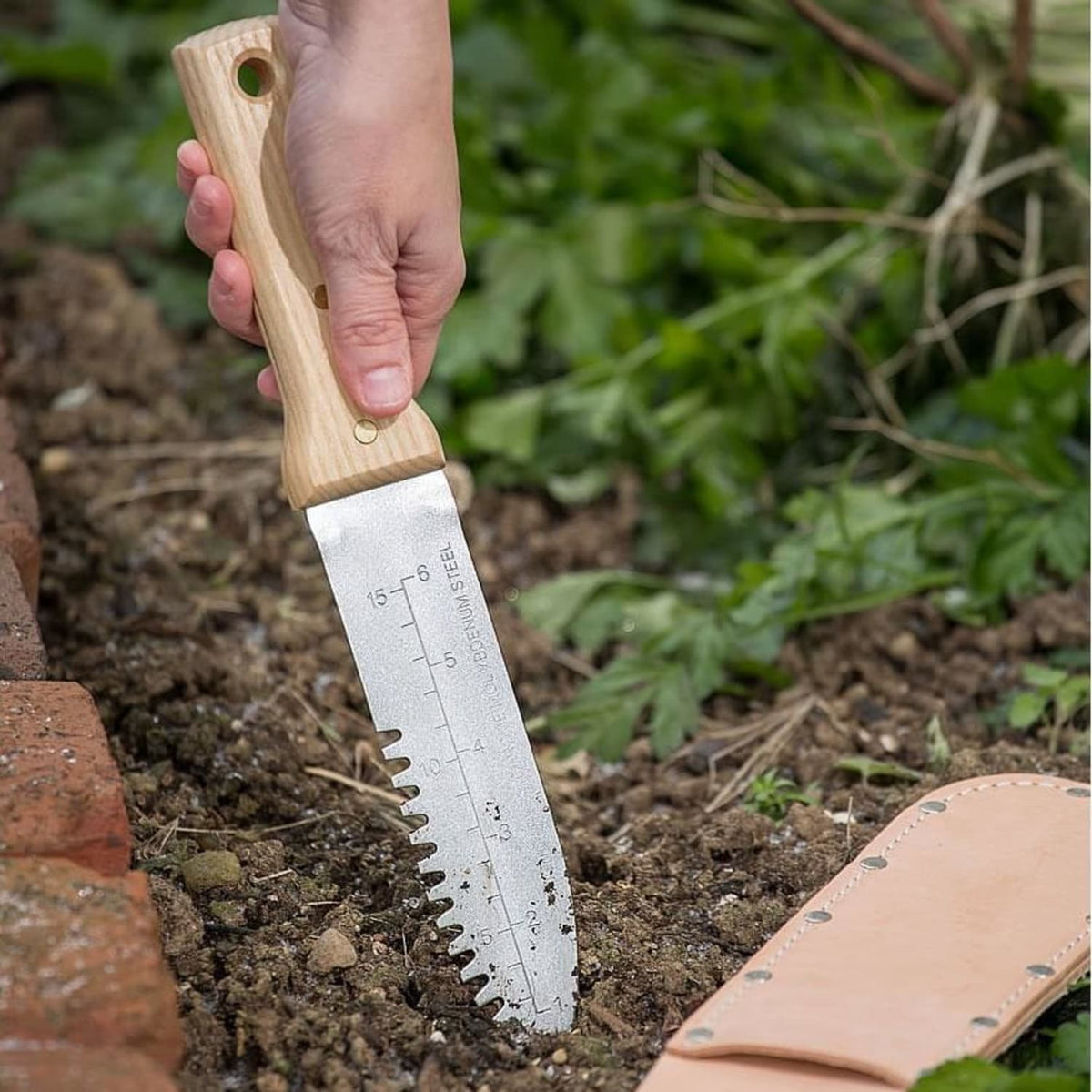 Hori Hori Gardening Knife