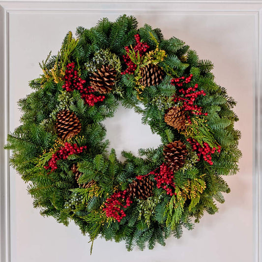 Canella Berry & Cone Wreath
