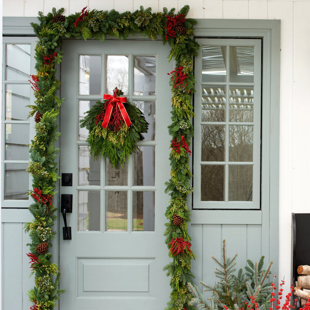 Canella Berry & Cone Door Roping, 12' long