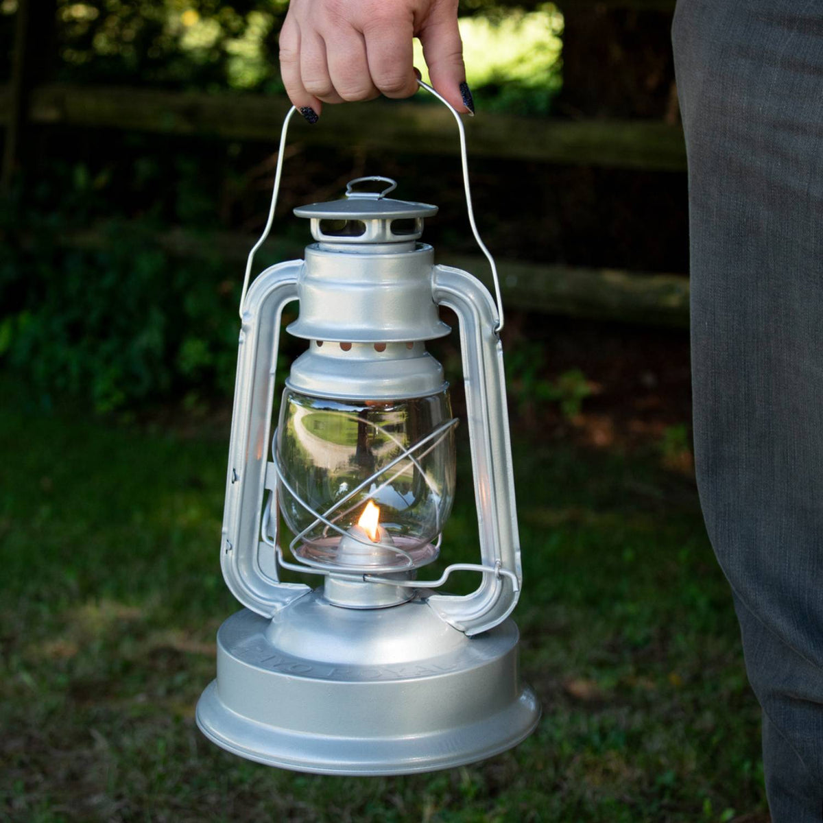 Rayo Royal Lantern