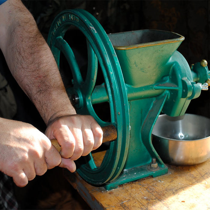 Diamant Grain Mill