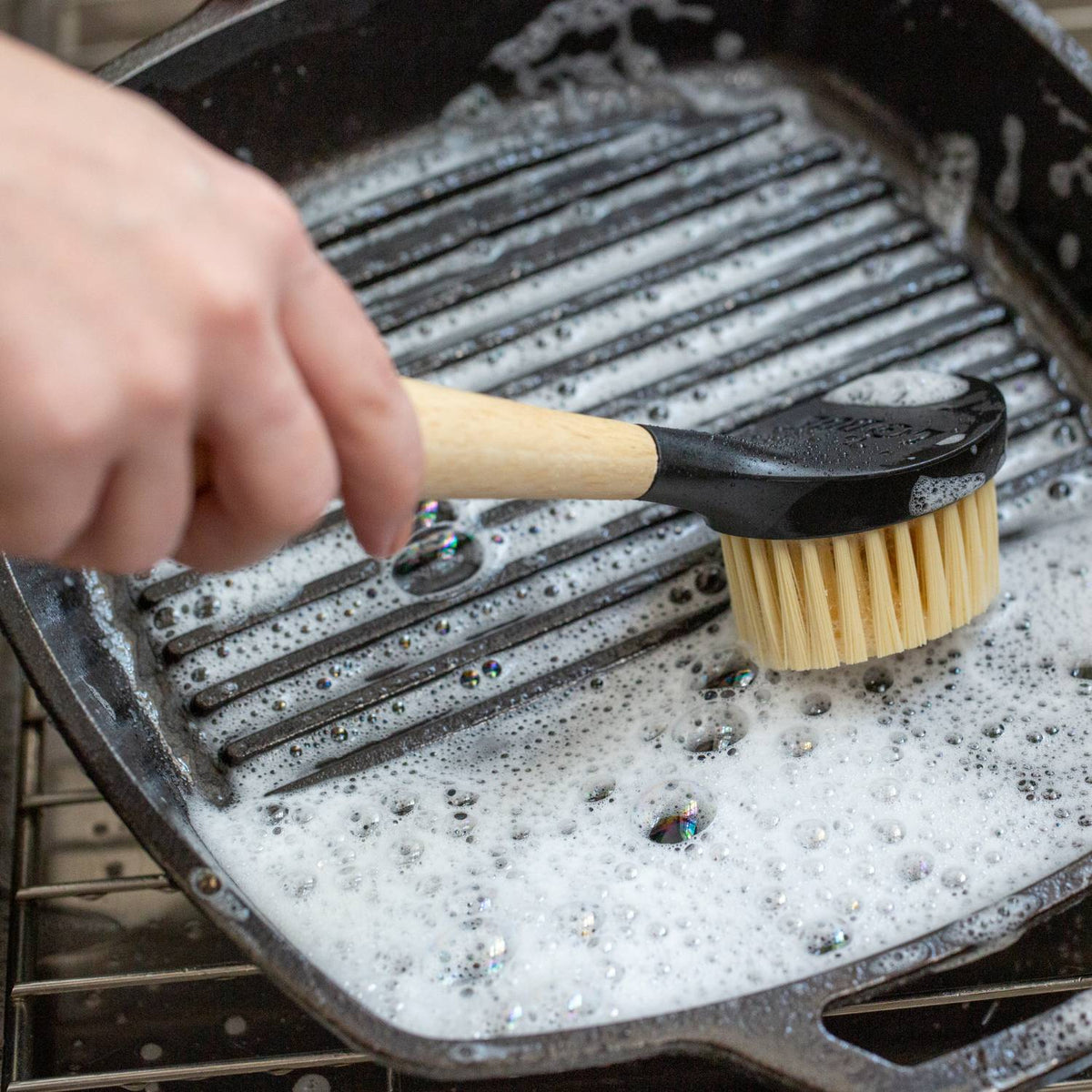 Lodge Scrubbing Brush for Cast Iron Cookware