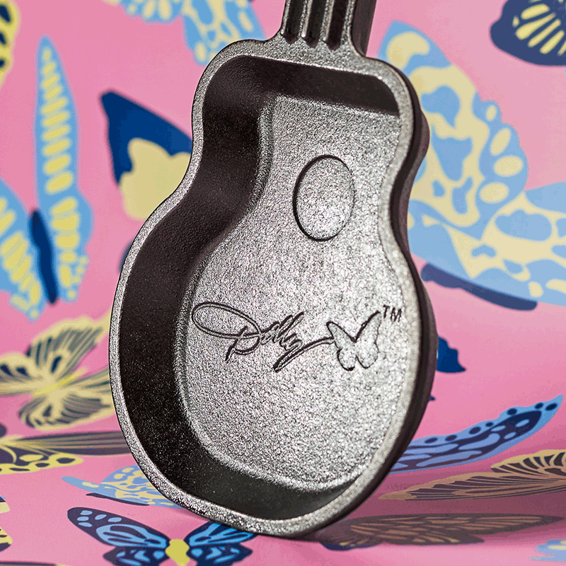 Lodge Dolly Parton Mini Guitar Skillet