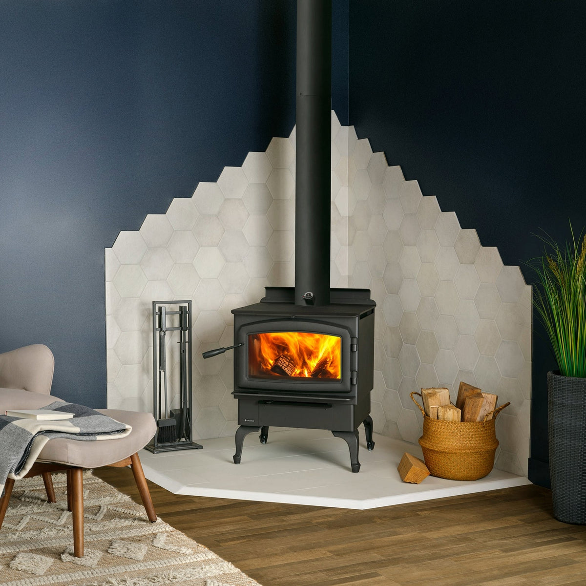 Regency Cascades F2500 Wood Stove - Black Legs