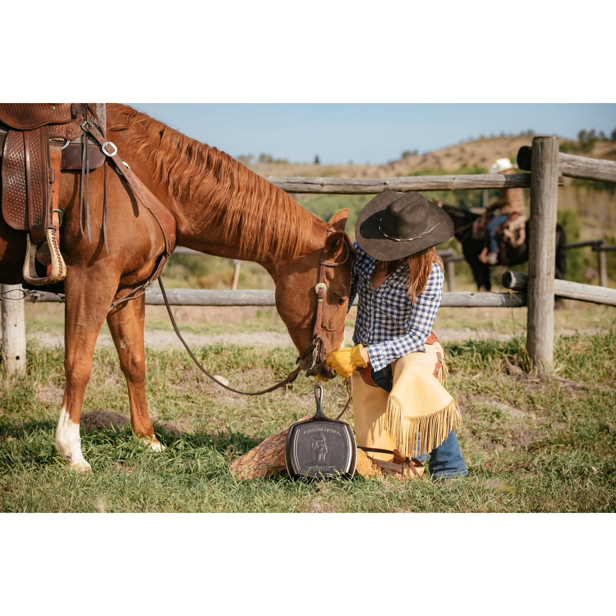 Lodge Yellowstone Cast Iron Cowboy Square Grill Pan