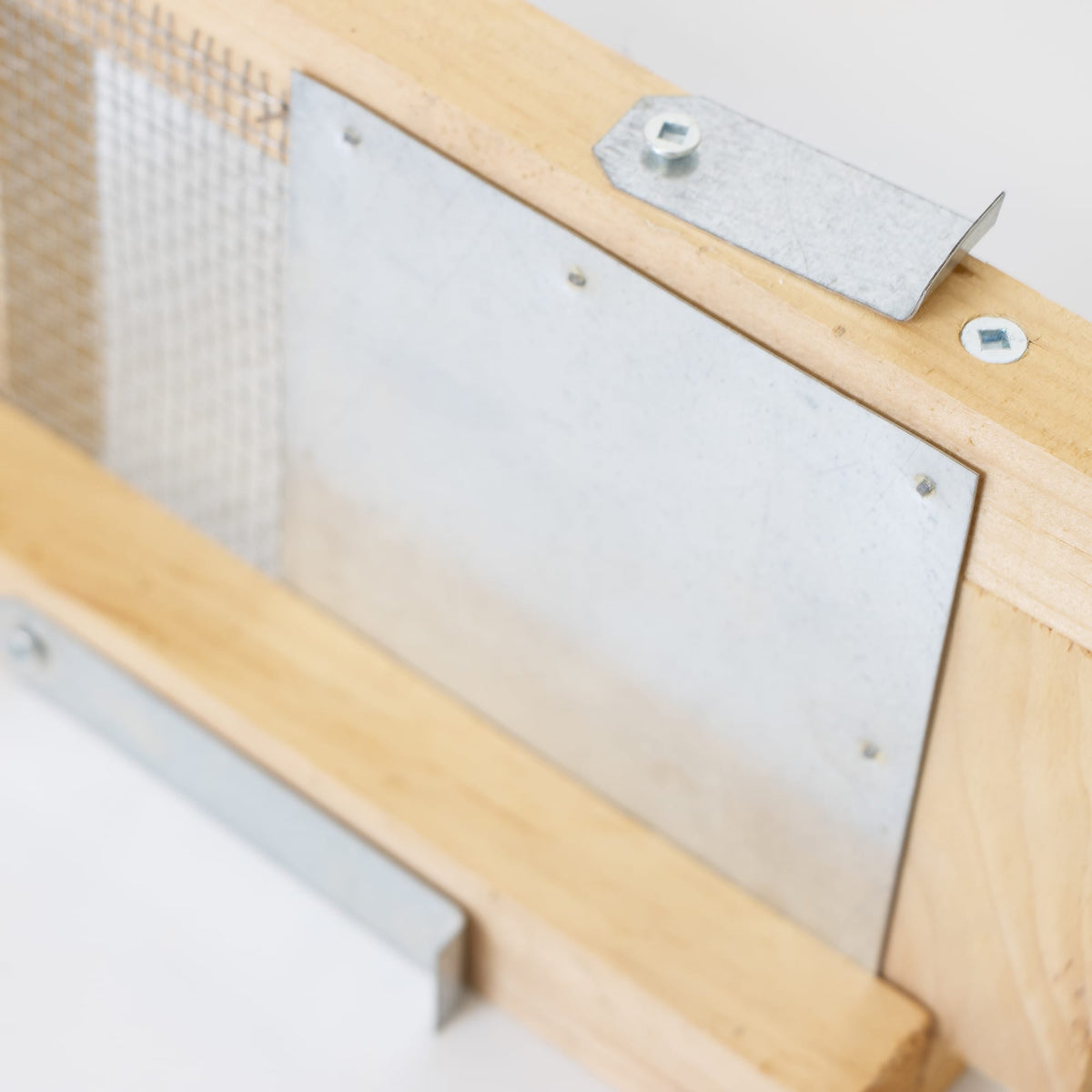 5-Frame Robbing Screen for Hive