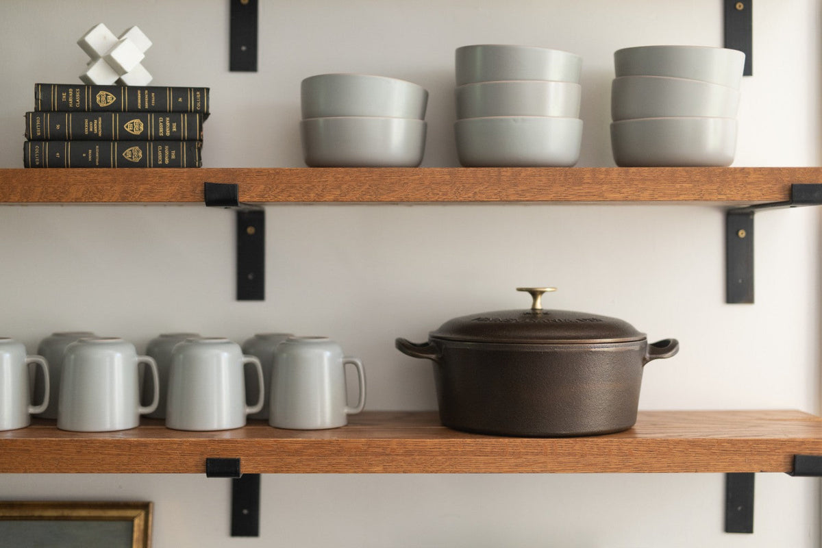 Lancaster Cast Iron 5-Qt Dutch Oven