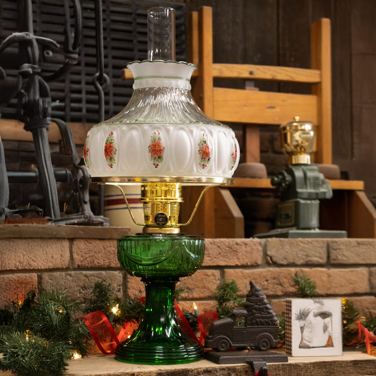 Aladdin Emerald Lincoln Drape Oil Lamp