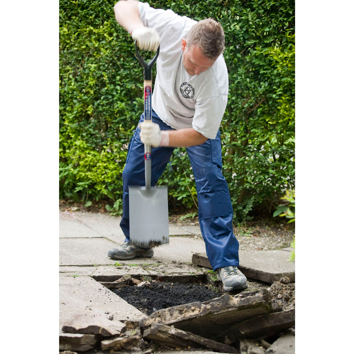 Spear & Jackson Neverbend Treaded Digging Spade