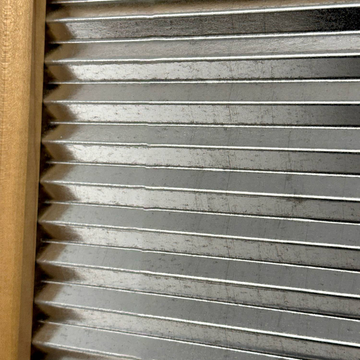 Lehman's Mini Galvanized Wavy Washboard