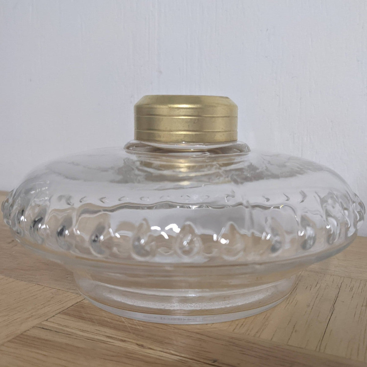 Oil Lamp Bracket Fonts