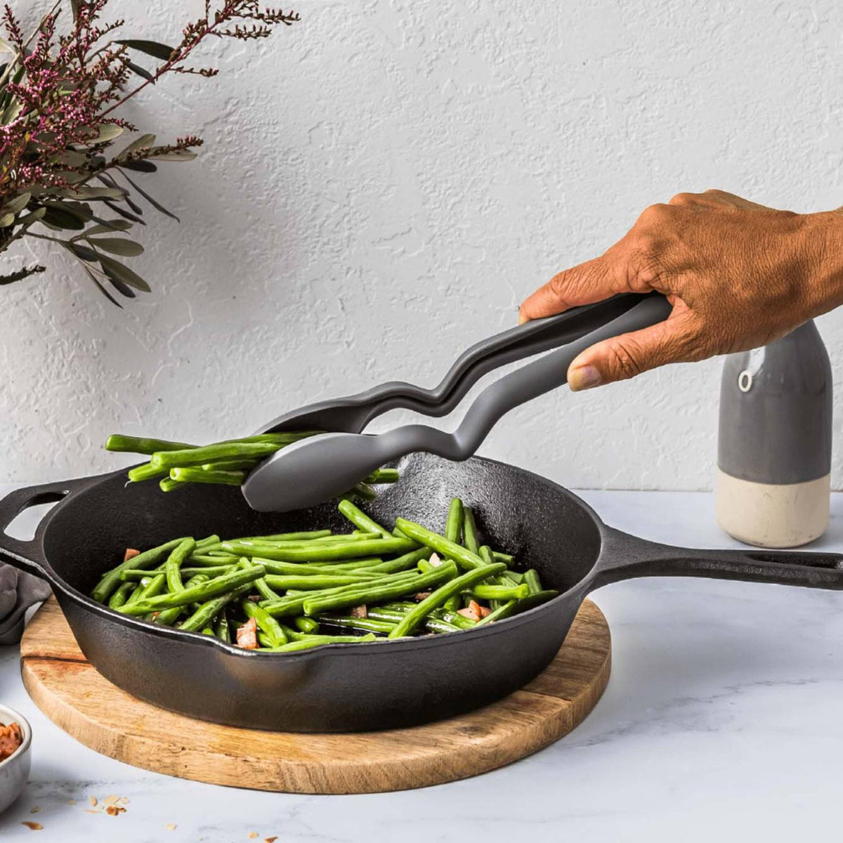 Clongs Lite Cooking Tongs with Click Lock