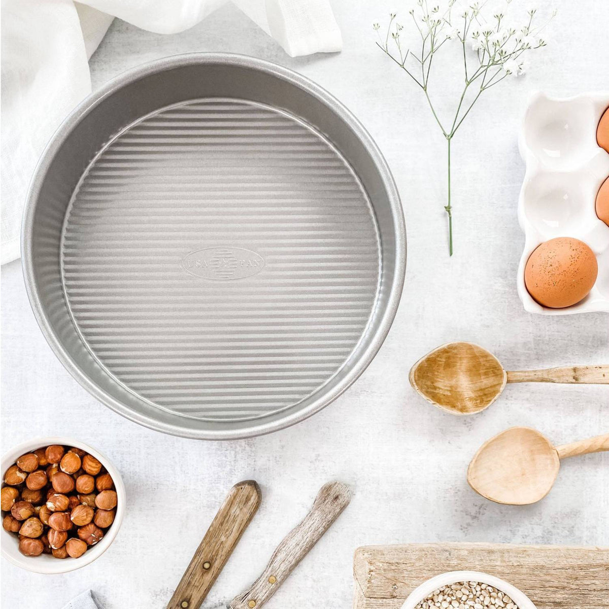 Round Cake Pan - 9" Aluminized Steel (USA Made)