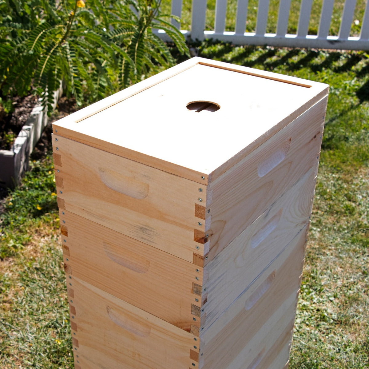 8-Frame Notched Inner Cover for Hive