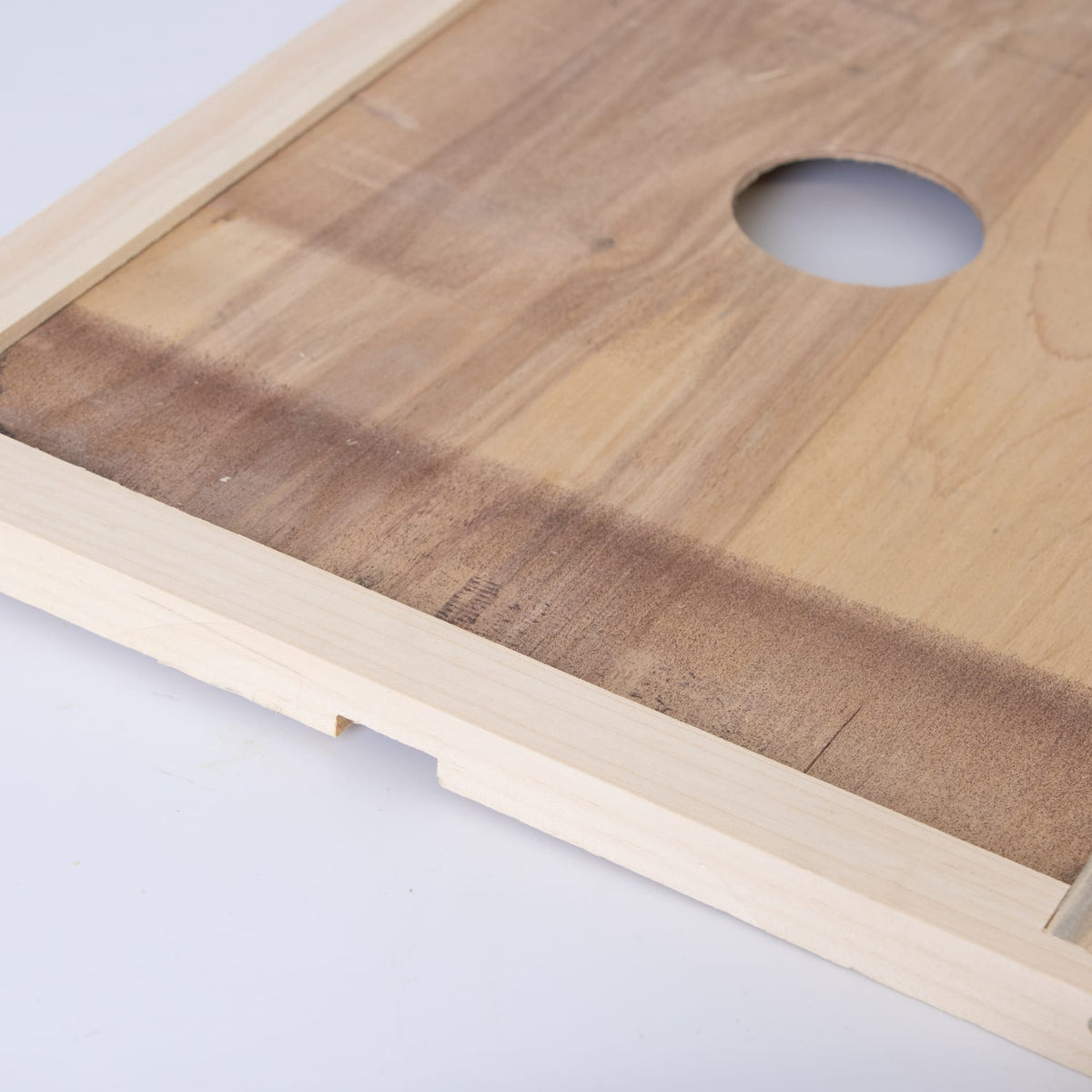 8-Frame Notched Inner Cover for Hive