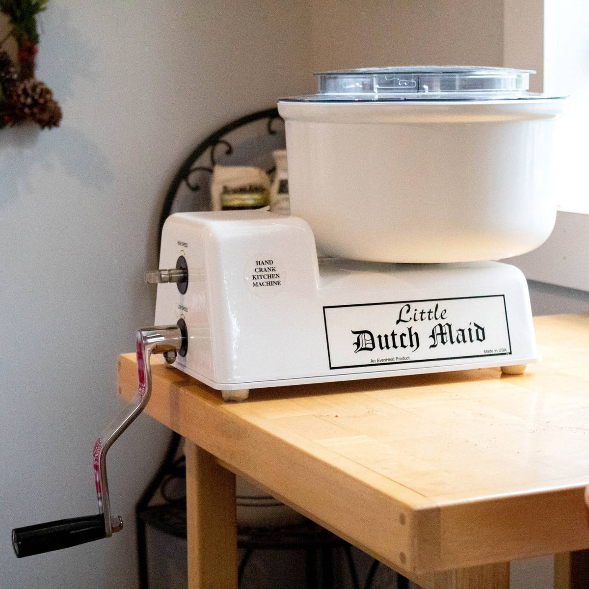 Dual Speed Hand-Cranked Mixer