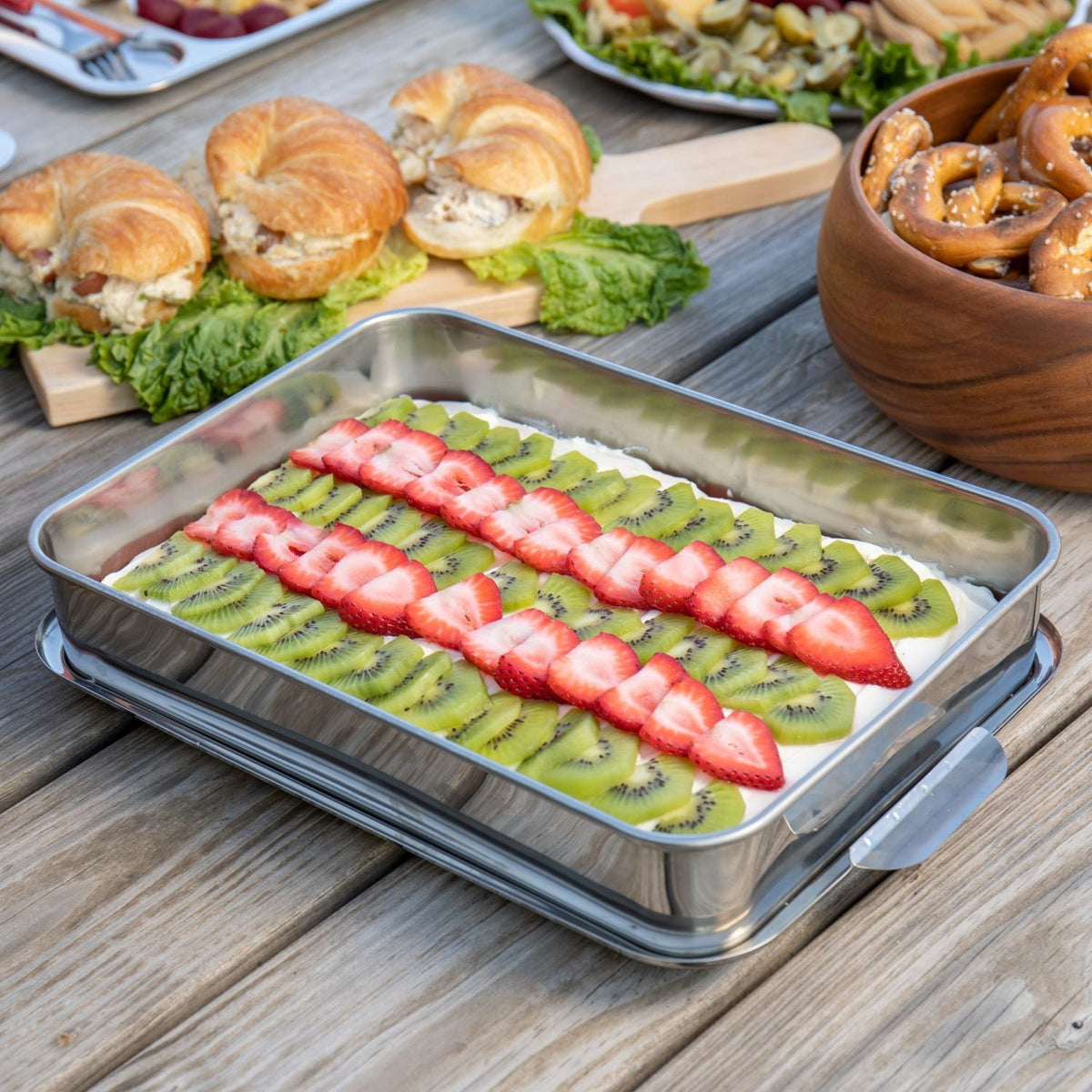 Stainless Steel Cake Pan With Lid