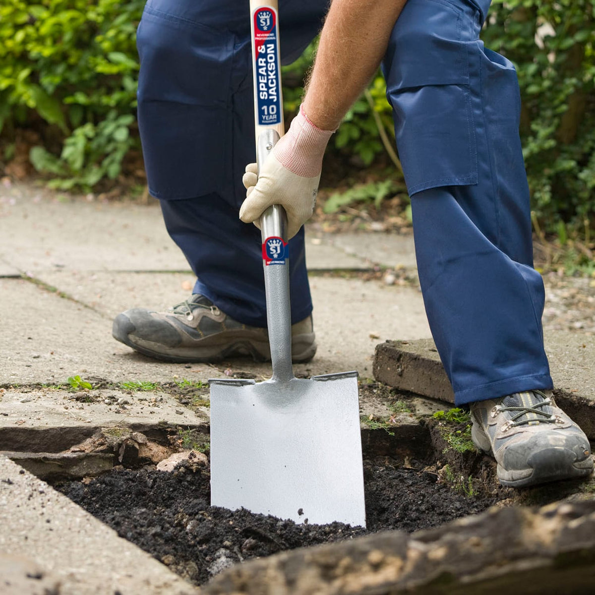 Spear & Jackson Neverbend Treaded Digging Spade