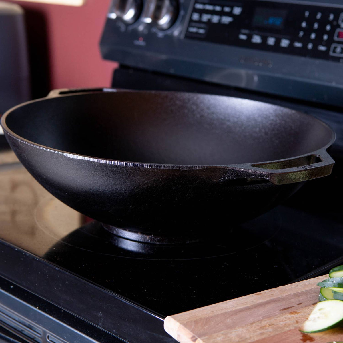 Lodge Cast Iron Wok with Wide Base