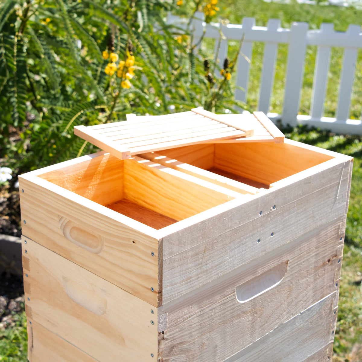 8-Frame Top Feeder for Hive with Floats