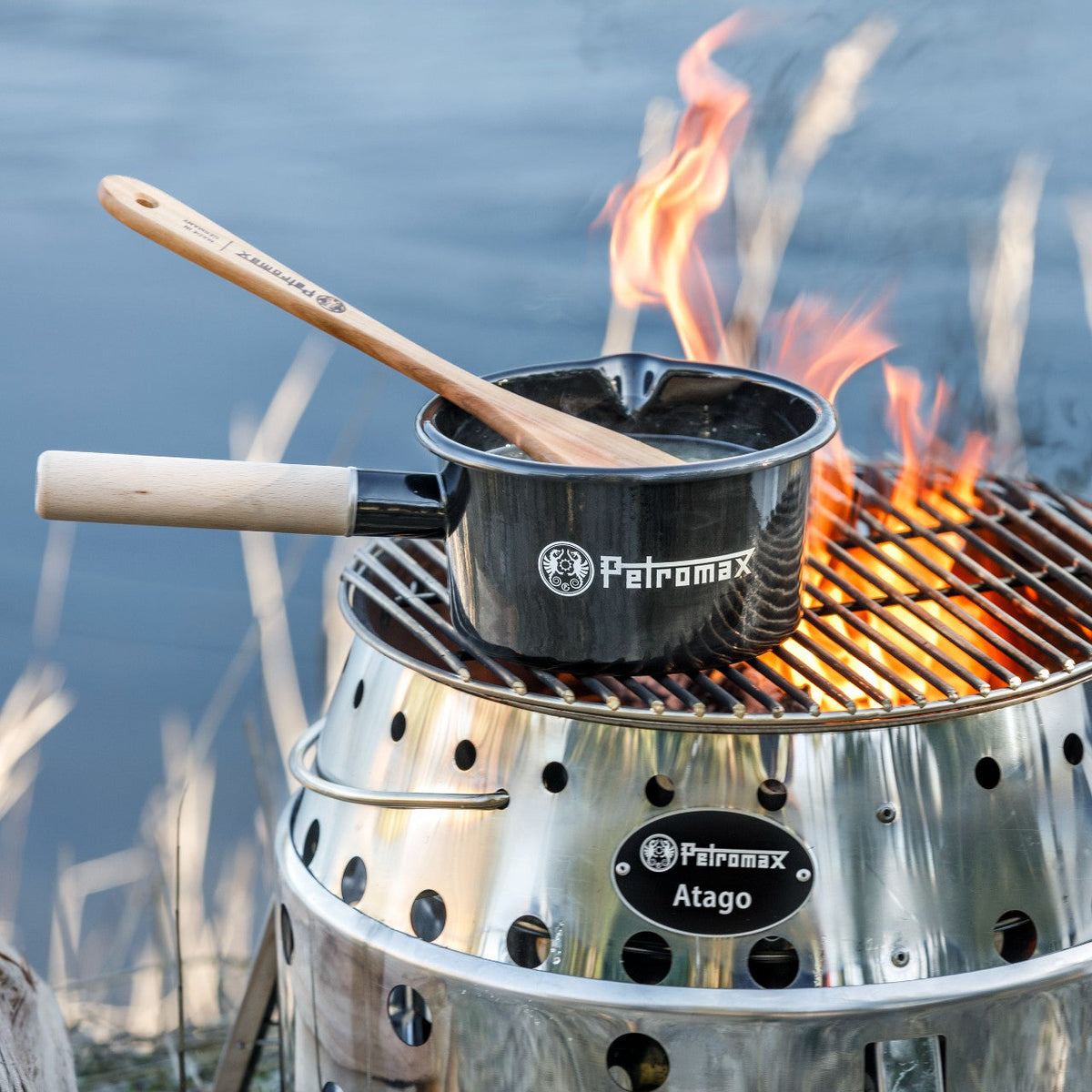 Petromax Enamel Pan for Outdoor Cooking