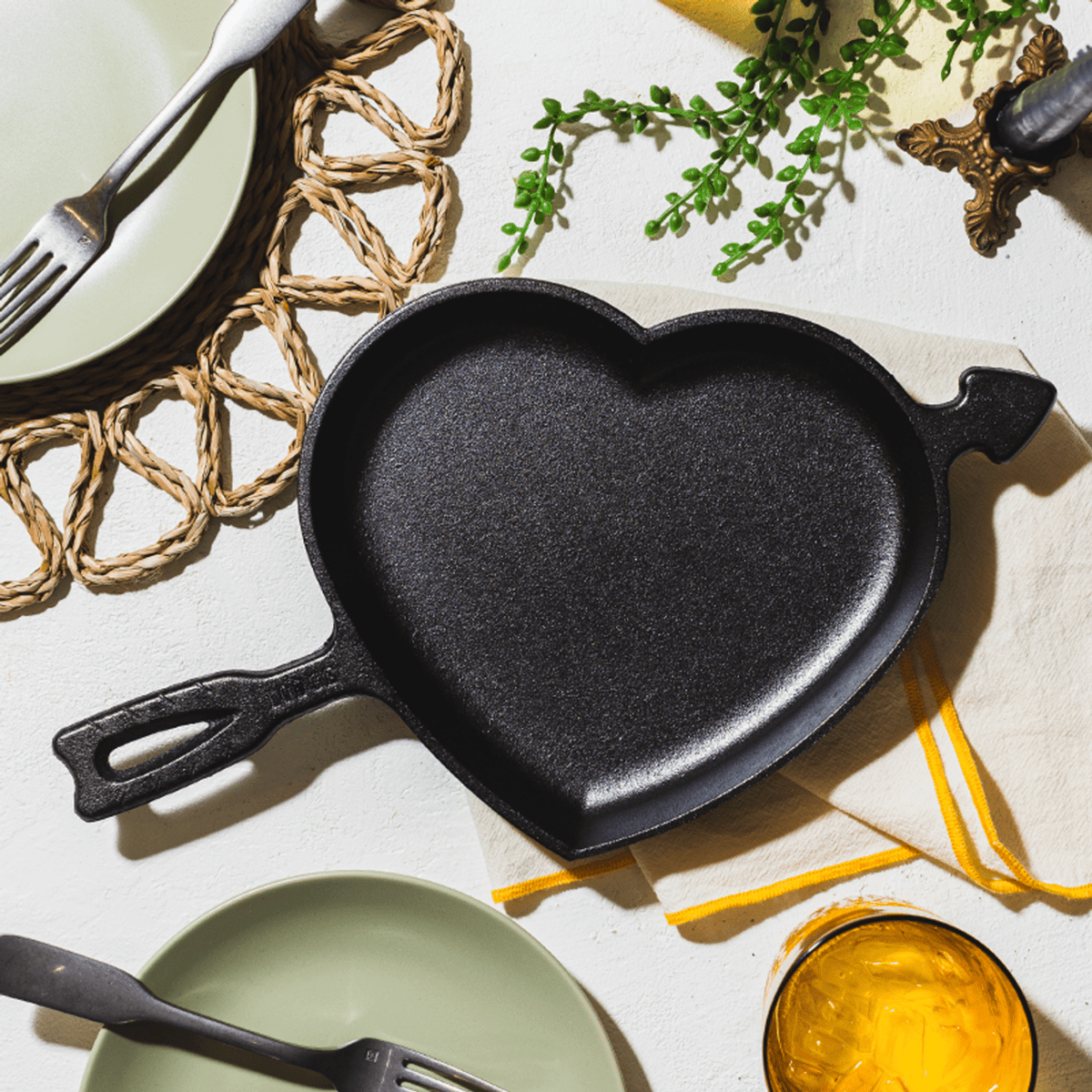 Lodge Cast Iron Heart Skillet - 9.25"